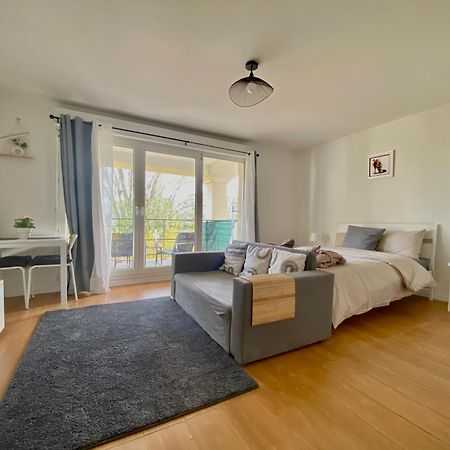 Cozy Riverfront Living, 5-Min Walk To Riverside Train Neuilly-Plaisance Exteriör bild